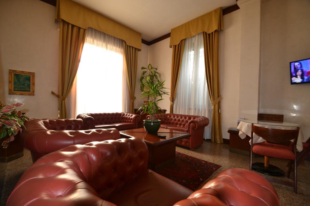 Hotel Residence Πάρμα Εξωτερικό φωτογραφία